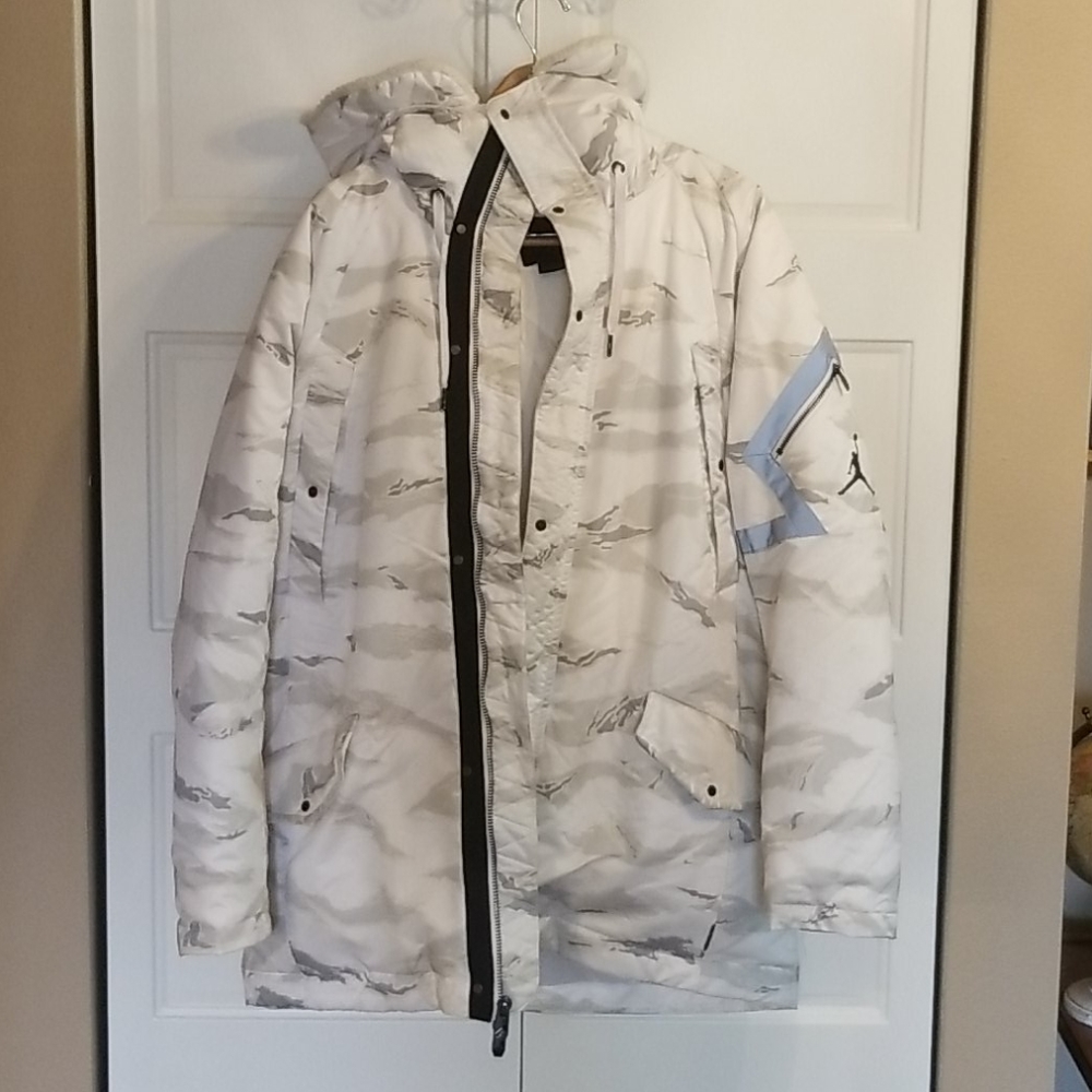 Jordan J-3B Flight Jacket Parka Down Camo NWOT